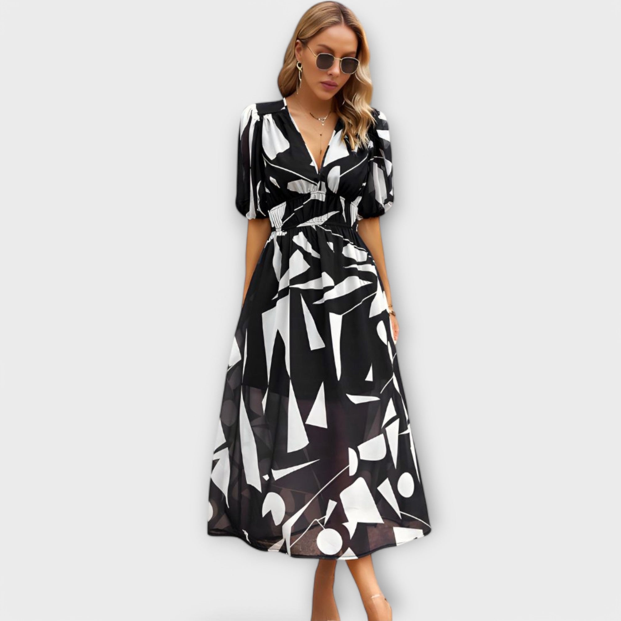 Andrea - Abstrakti mekko
