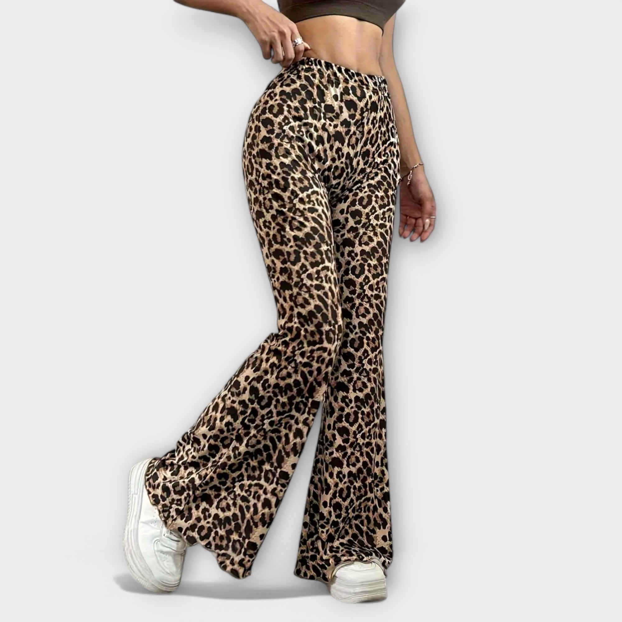 Bootcut-housut leopardikuosilla