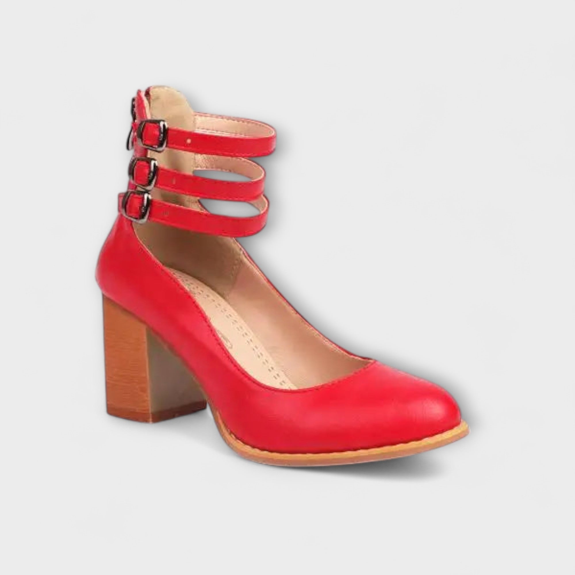 Alila – Sandalet, joissa on remmi